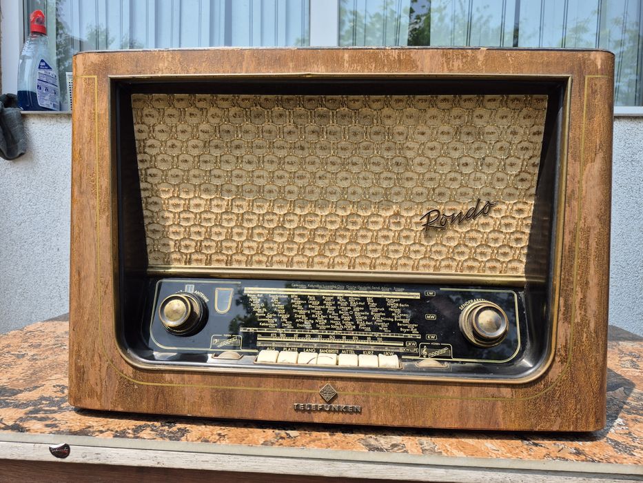 Radio lampi marca Telefunken model Rondo 55,made in Germany fab.1954
