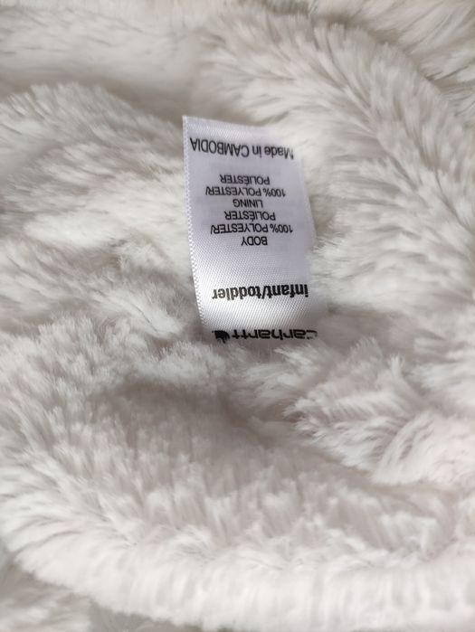 Детски шапки за момиче