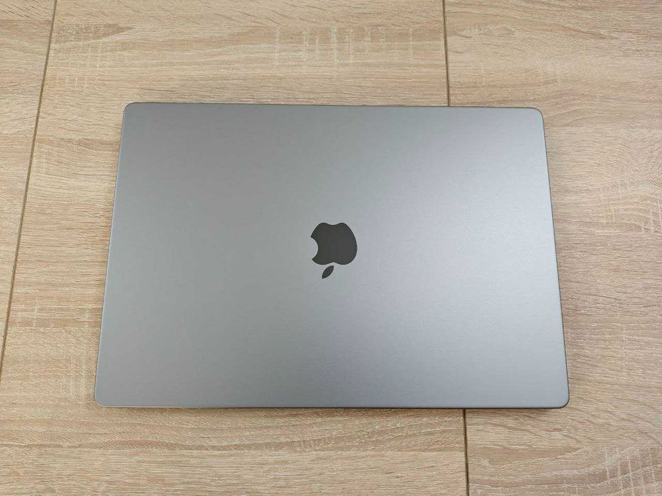 Продам MacBook Pro 16.2-inch, SPACE GRAY, Model A2485