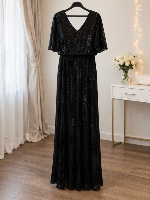 Вечернее длинное платье