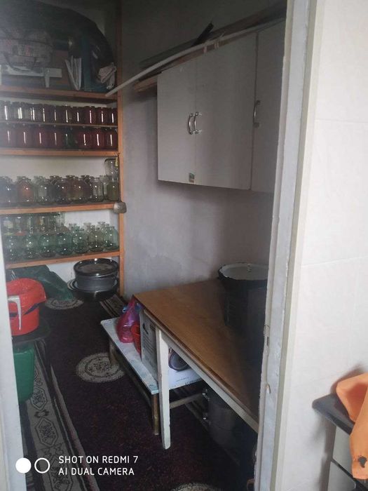 Yangi Hayot Do`stlik 2 mavezsi 3 xonali uy sotiladi