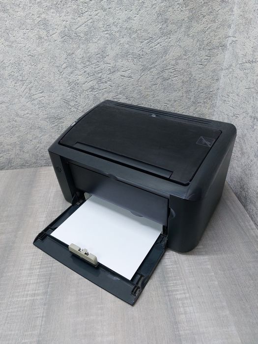 Canon LBP3010B
принтер