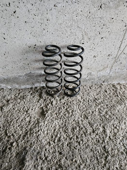 Задни пружини Голф 5