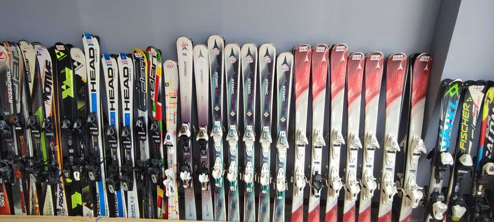 РАЗПРОДАЖБА НА ЗИМНА ЕКИПИРОВКА - ски, ски обувки, сноуборд и обувки