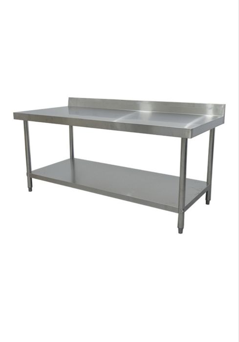 Продам стол стульями и нержавеющий стол