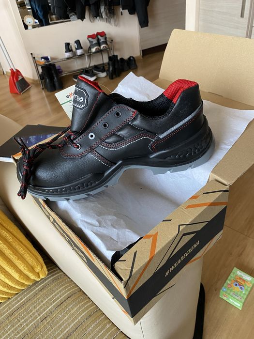 Работни обувки - чисто нови. Размер “43”