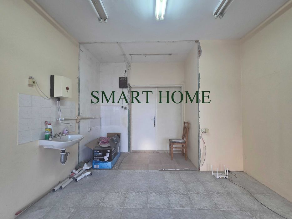 Продава се Офис в Горна Оряховица - 15 кв.м за 510 €/кв.м - Снимка #4