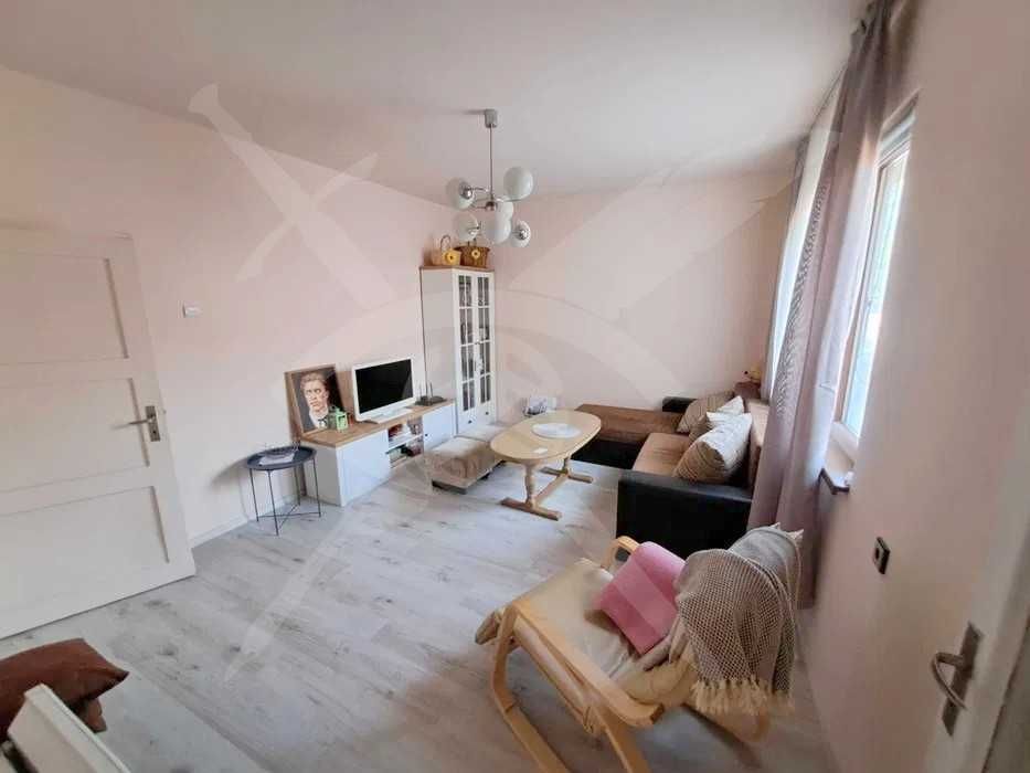 Етаж от къща в полите на Предбалкана! Град Баня 49479