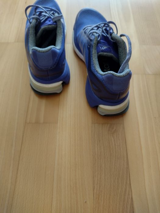 Маратонки Adidas