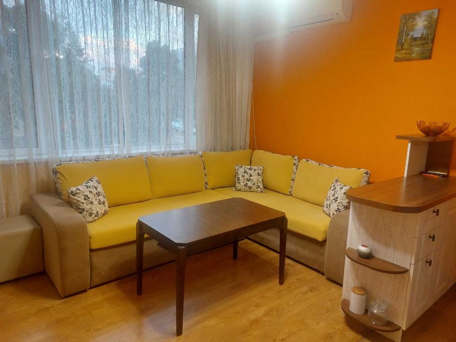 Продава се Двустаен апартамент в Пловдив, Индустриална зона - Тракия - 53 кв.м за 2453 €/кв.м - Снимка #1