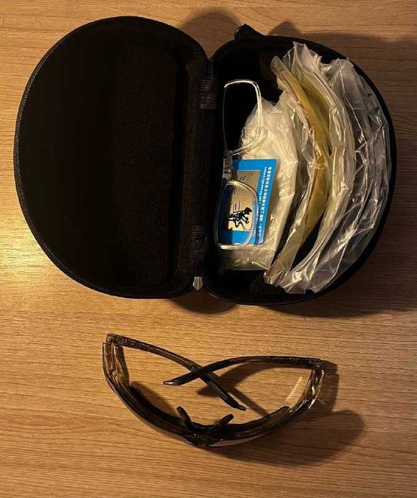 Продам очки солнцезащитные, спортивные