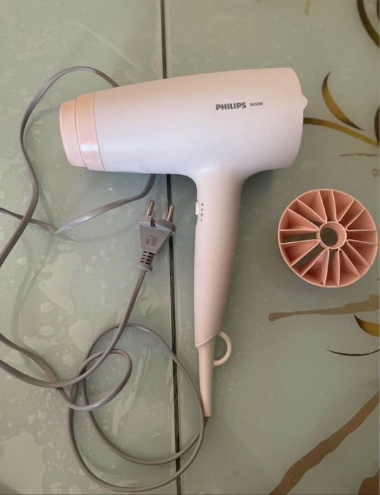 Сешоар Philips - BHD300/00, 1600W в Гаранция