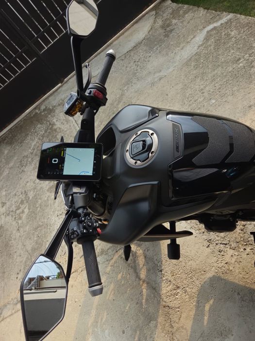 CF Moto 800 nk advanced
