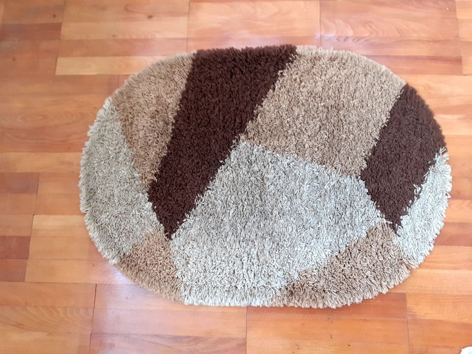 Covoare in stare excelenta