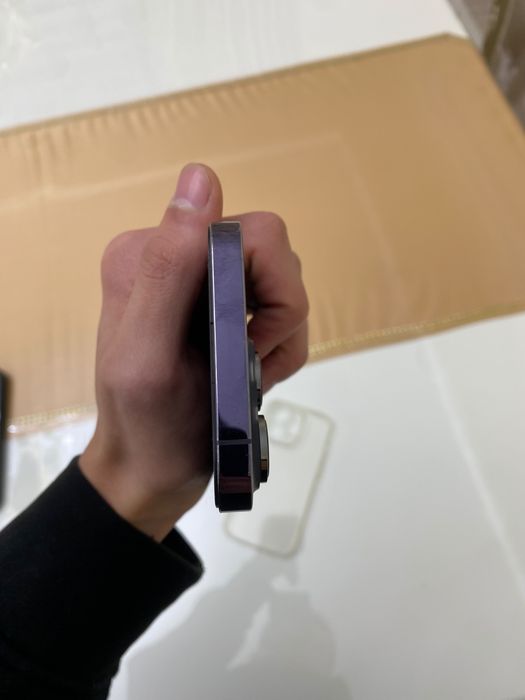 Продам iphone 14 pro в хорошем состоянии