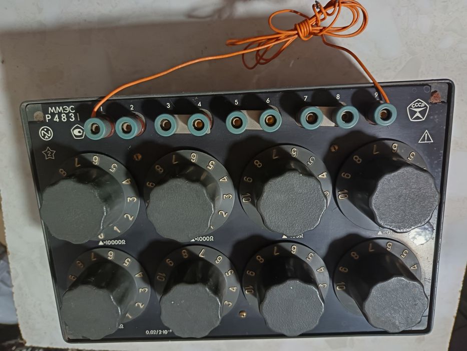 Магазин сопротивления Р4831