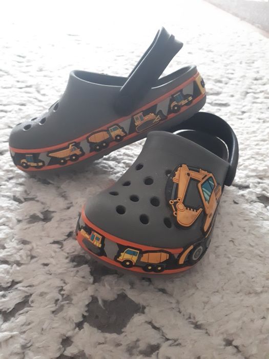 Papuci Crocs, marimea C8