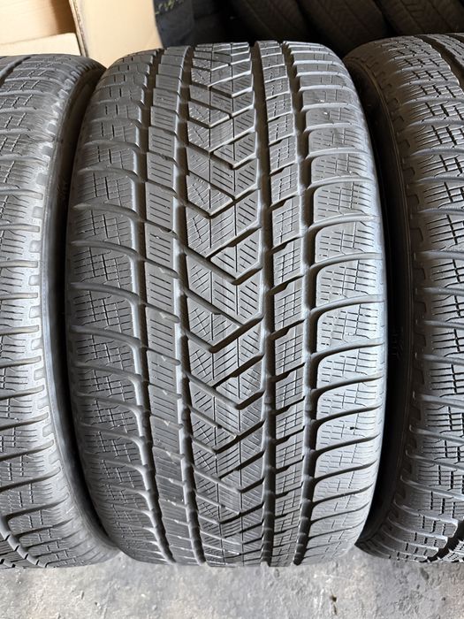 4 anvelope iarna 285/35/22 , Pirelli , 5.7-6.3 mm , DOT 2021