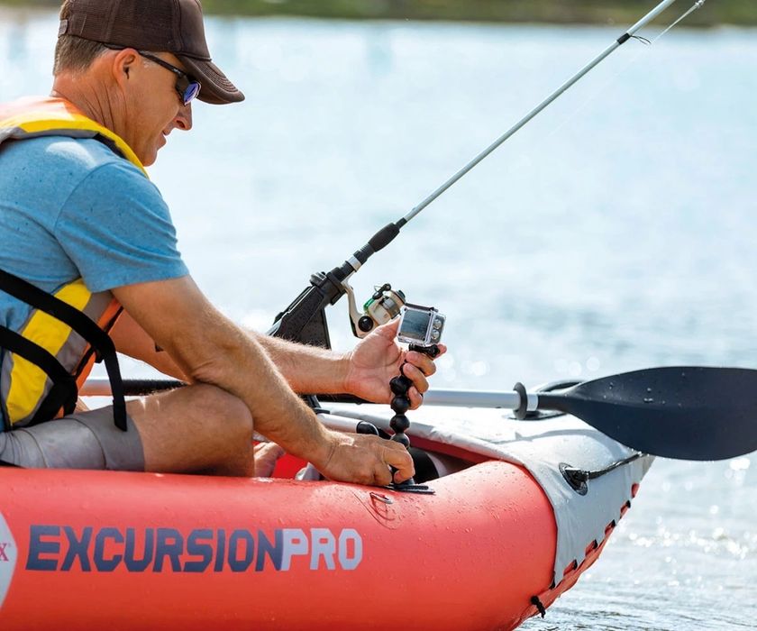 Надуваем каяк за екскурзии INTEX Excursion PRO K1 Kayak
