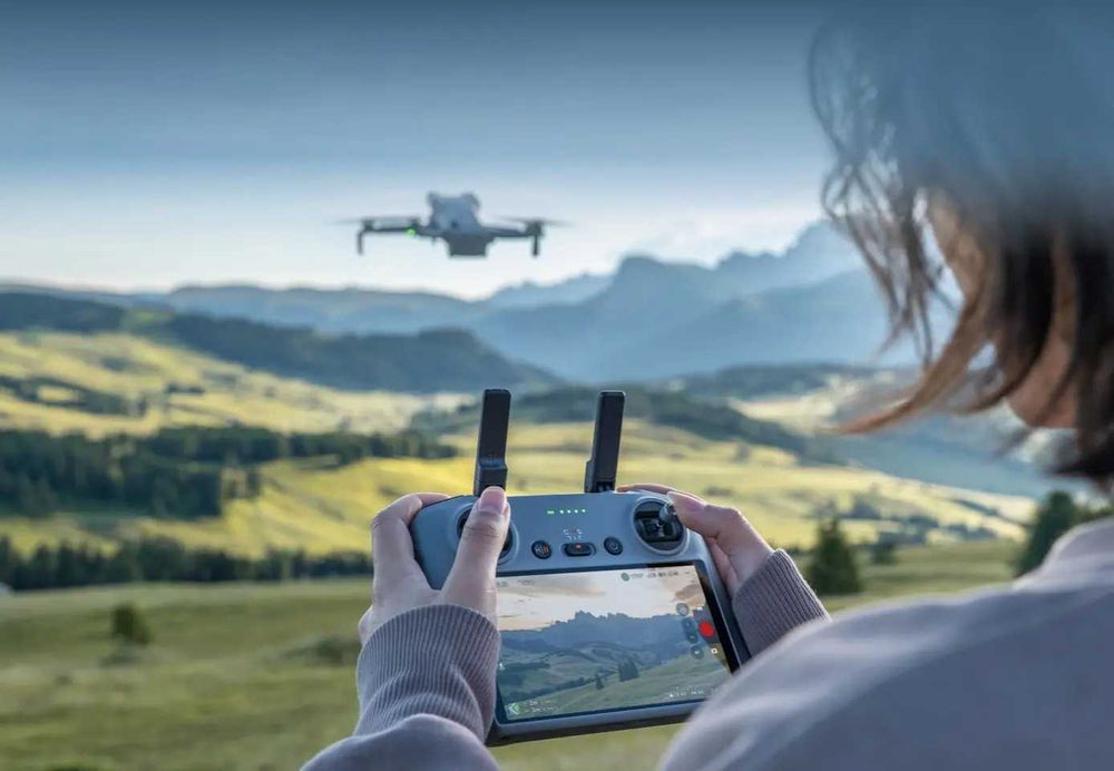 DJI Mini 5 Pro  Неразличим от нов  с 2 години гаранция и опция за DJI Care