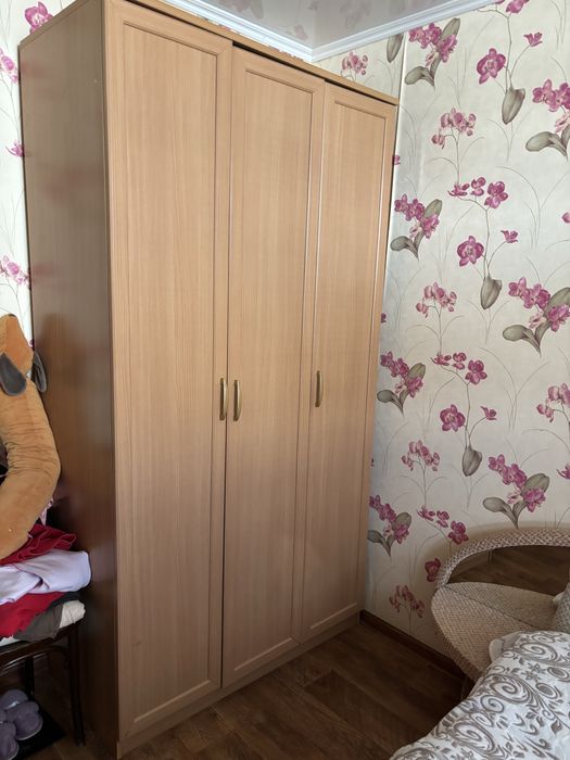 Продам шкаф
