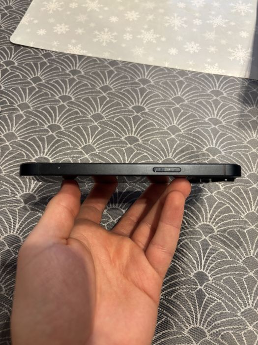 iPhone 13 Black 128GB – Liber de rețea – Cutie și Factură Orange