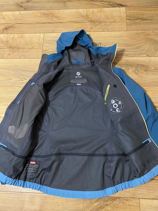 Jachetă PYUA ClimaLoop Recco , stare impecabila , pentru dame M
