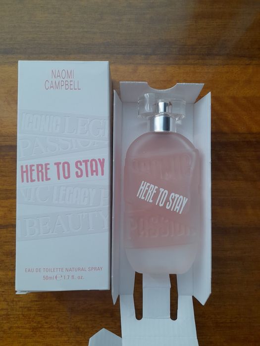 ,,Here to stay'' на Naomi Campbell
