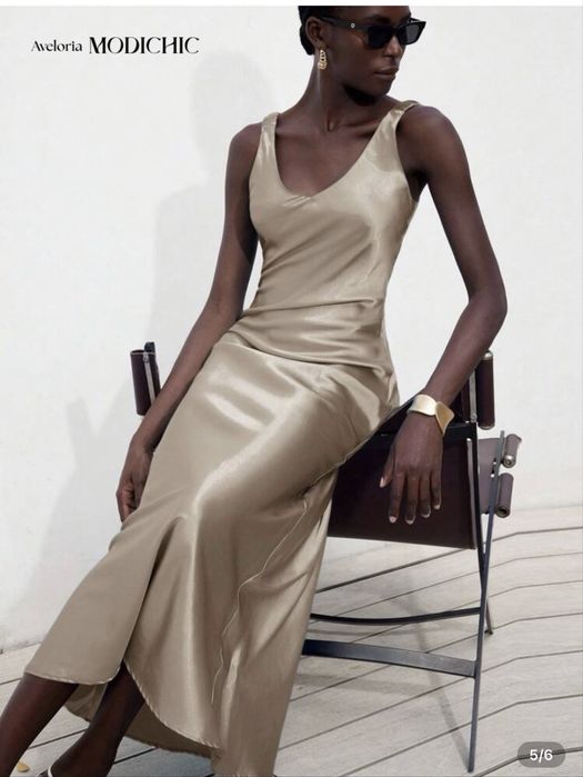 Rochie lunga, satin, sampanie, fara maneci