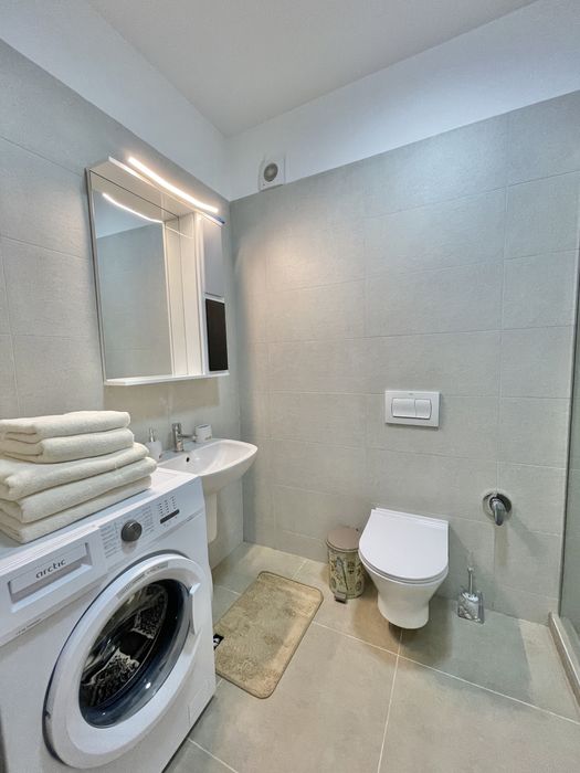 Cazare regim hotelier Apartament cu 2 camere langa Coresi Mall