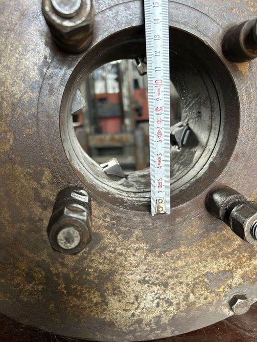 Универсал (патронник) TOS ф400