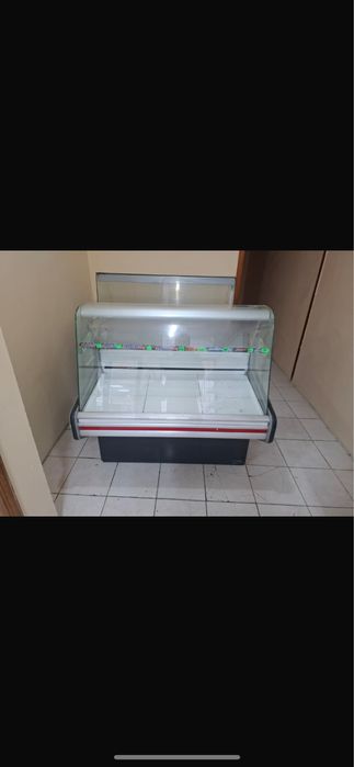 Витринный холодильник бу