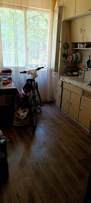 Продава се Тристаен апартамент в Стара Загора, Център - 70 кв.м за 1429 €/кв.м - Снимка #2