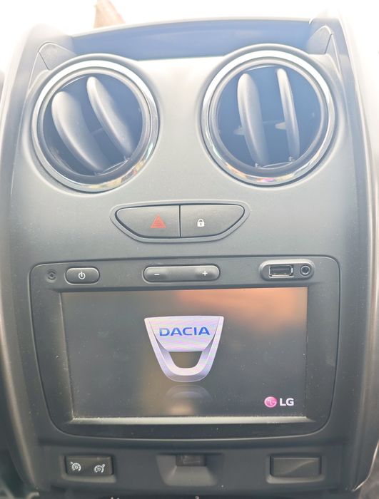 Navigație originala Dacia Duster