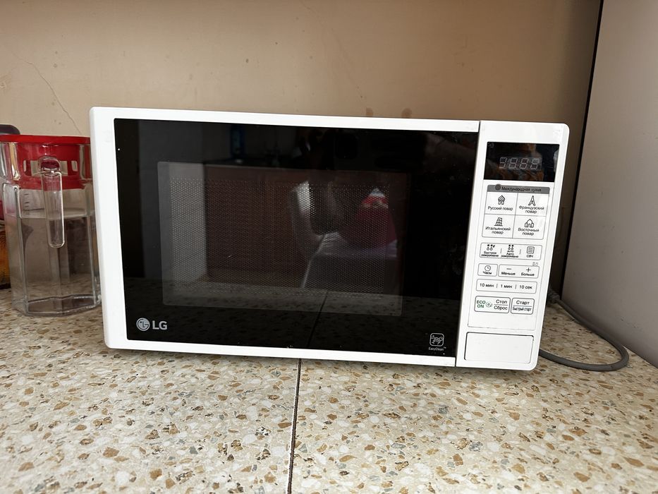 Микроволновка печь, оргинал LG