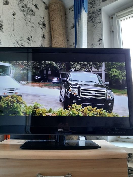 Продается телевизор LG