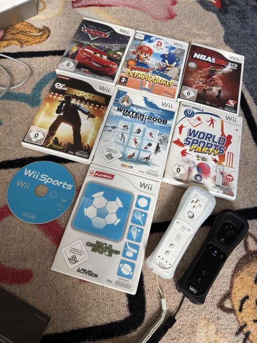 Конзола Wii Nintendo + 8 игри