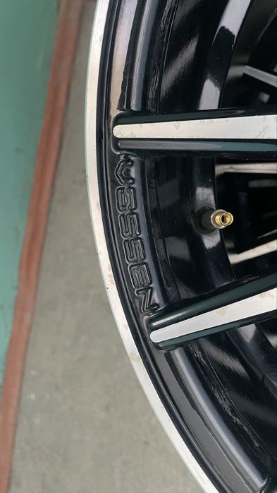 Продам диски Vossen R17