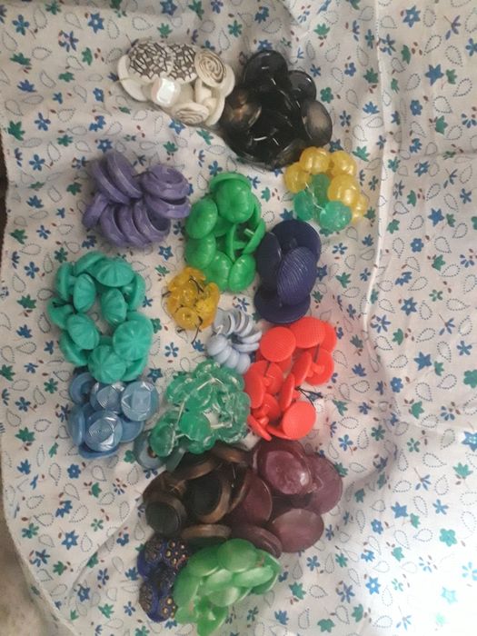 Пуговицы,  12 мкр.