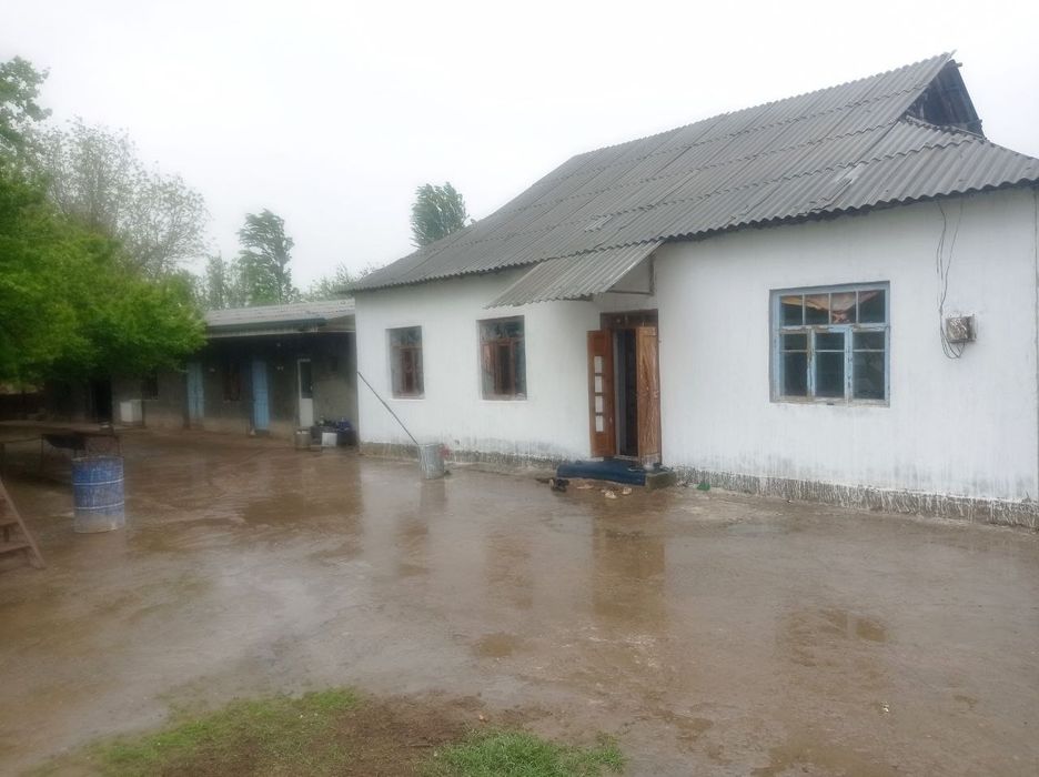 buka tumanida uy sotiladi 90 sotx