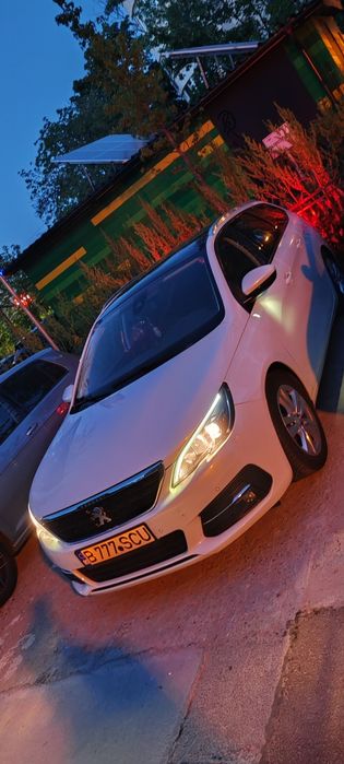 Vand/Schimb   Peugeot 308 sw T 111PK, ALB PERLAT, euro 6 , 2019. Înm RO.