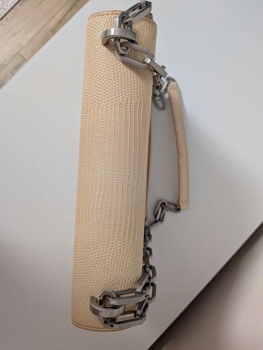 Geantă de umăr bej Guess Luxe originală piele cu lanț