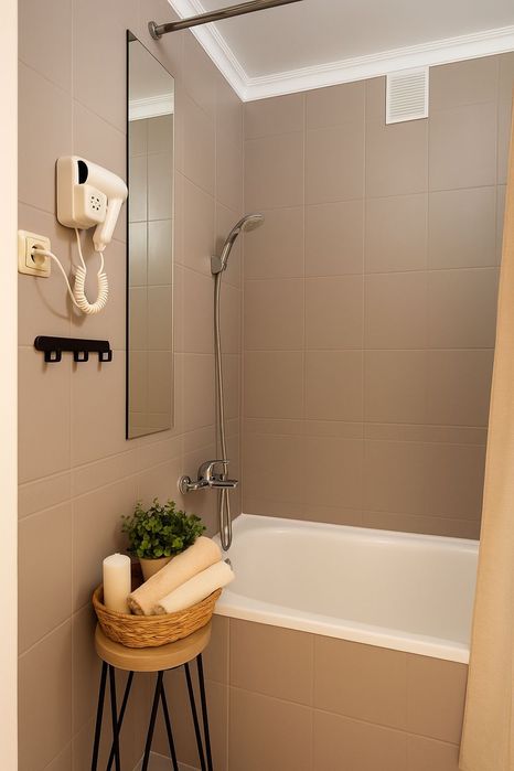 1 ком Момышулы Парк Абая, Риксос