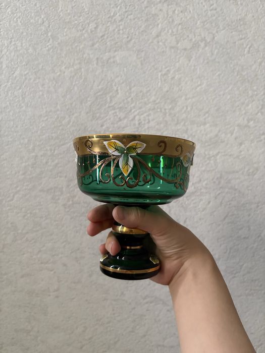 Конфетница чешская