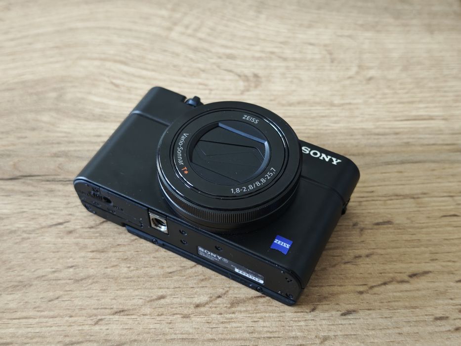 Sony RX100 Mark III (Комплект)