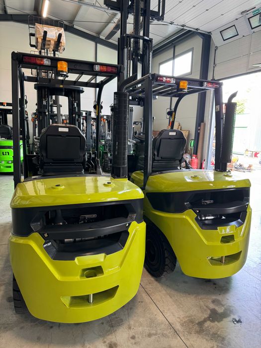 Stivuitor NOU CLARK GTS33 3,3t-3,5t Diesel GPL Garantie 5 ani din STOC