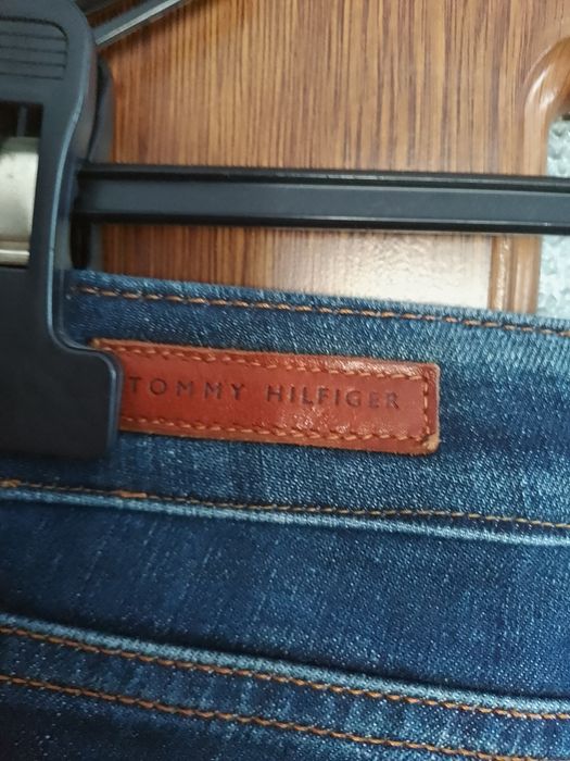 Blugi damă Tommy Hilfiger model straight