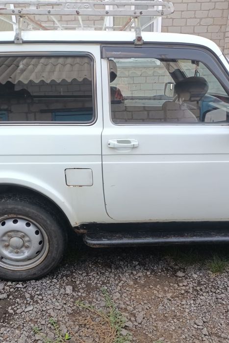 Продам нива 1998 года