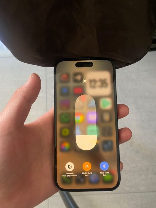 Айфон 15 256gb..