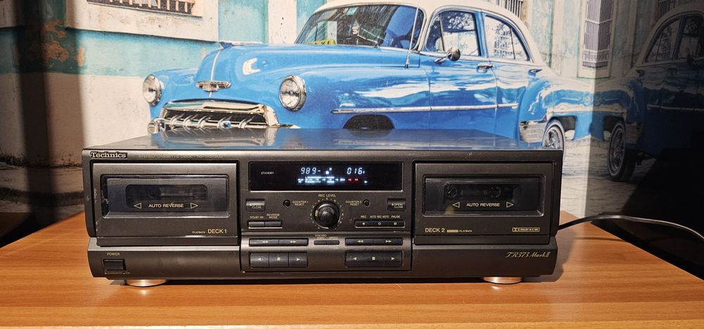 Muzica la casetofon dublu deck Technics RS TR 373 M2